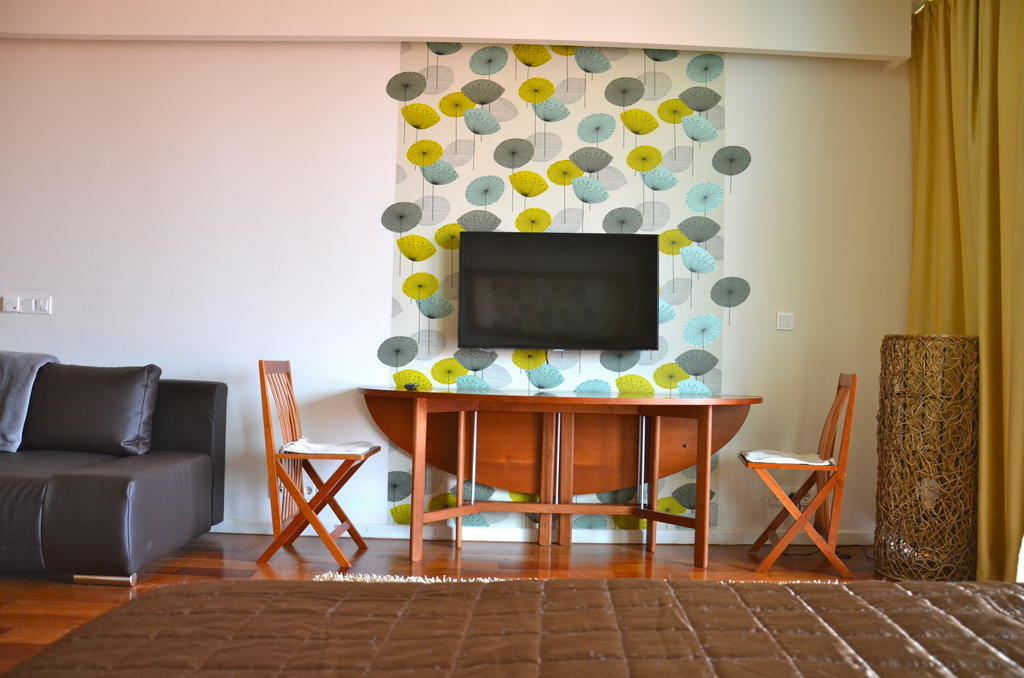 Modern Apartment With Lake View บาลาตอนแลลเล ภายนอก รูปภาพ